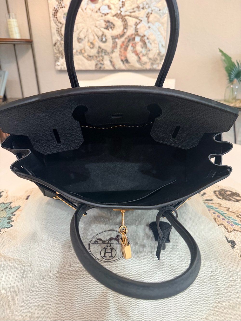 Luxury Black Leather Top-Handle Bag - Picture 7 of 7